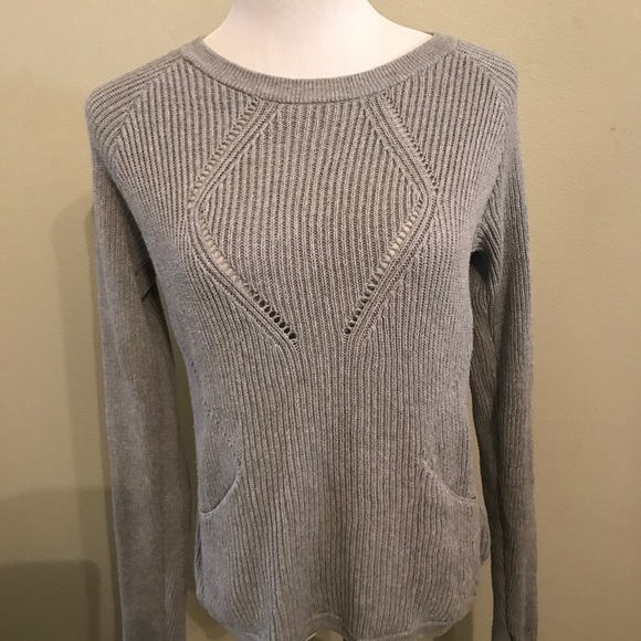 lululemon athletica Sweaters - Lululemon sweater size 10. Thumbholes and pockets